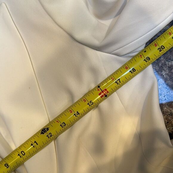 Oscar de la Renta White vintage suit - Picture 7 of 17